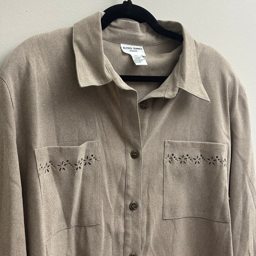 NWT Alfred Dunner Laser Cut Button Down Long Sleeve Shacket & Pant Set Size 22w - Picture 6 of 13